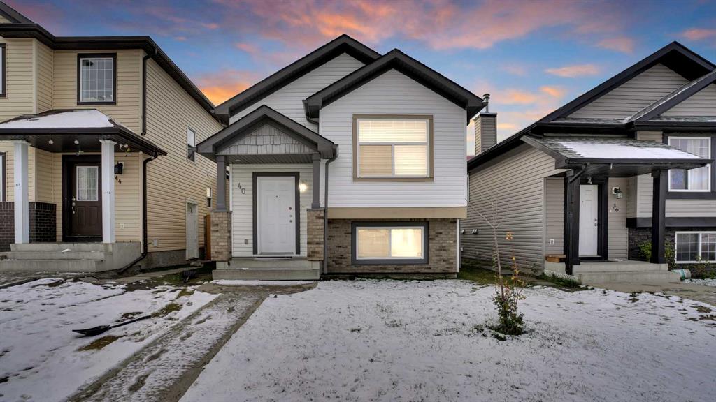 Picture of 40 saddlefield Road NE, Calgary Real Estate Listing