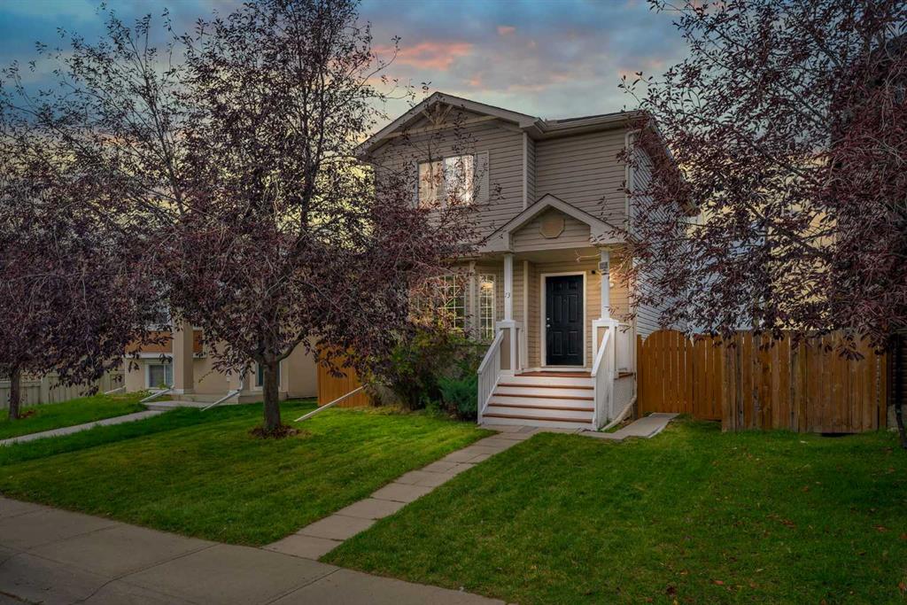 Picture of 73 Martinvalley Crescent NE, Calgary Real Estate Listing