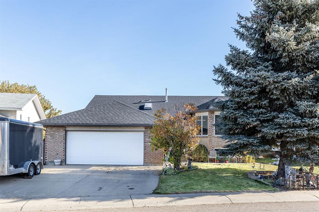 Picture of 23 Taylor Avenue SE, Medicine Hat Real Estate Listing