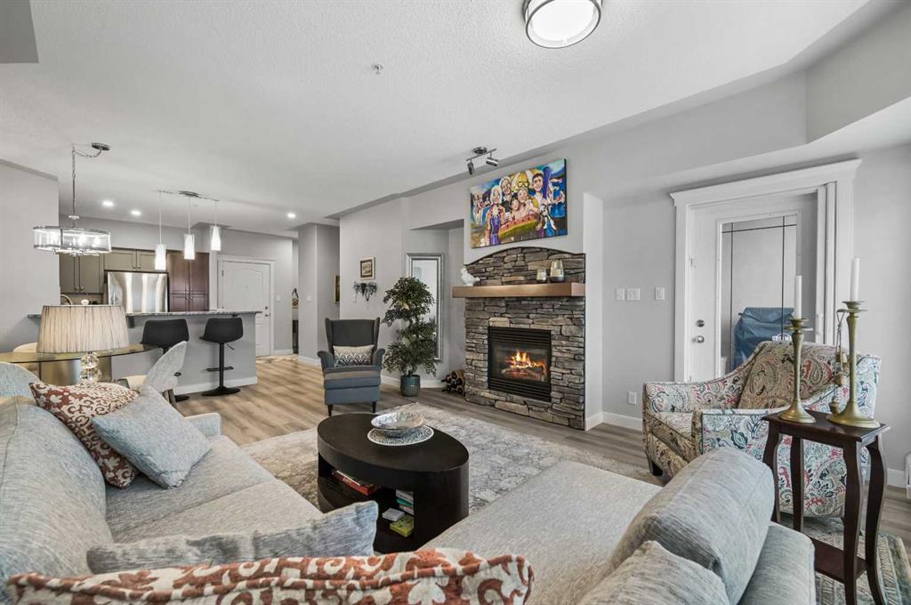 Picture of 442, 10 Discovery Ridge Close SW, Calgary Real Estate Listing