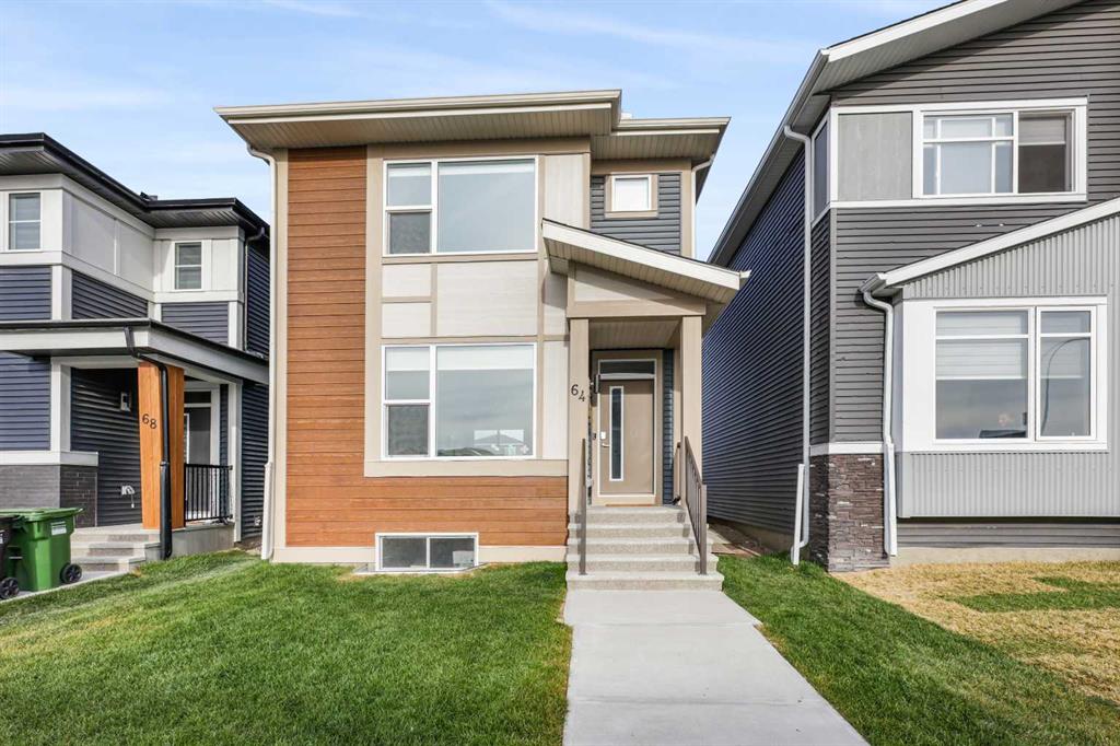 Picture of 64 Corner Glen Link NE, Calgary Real Estate Listing