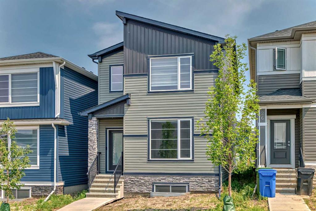 Picture of 22 Amblehurst Way NW, Calgary Real Estate Listing