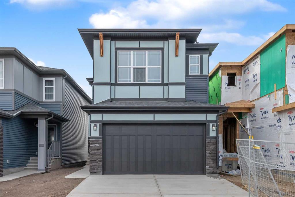 Picture of 788 Creekstone Circle SW, Calgary Real Estate Listing