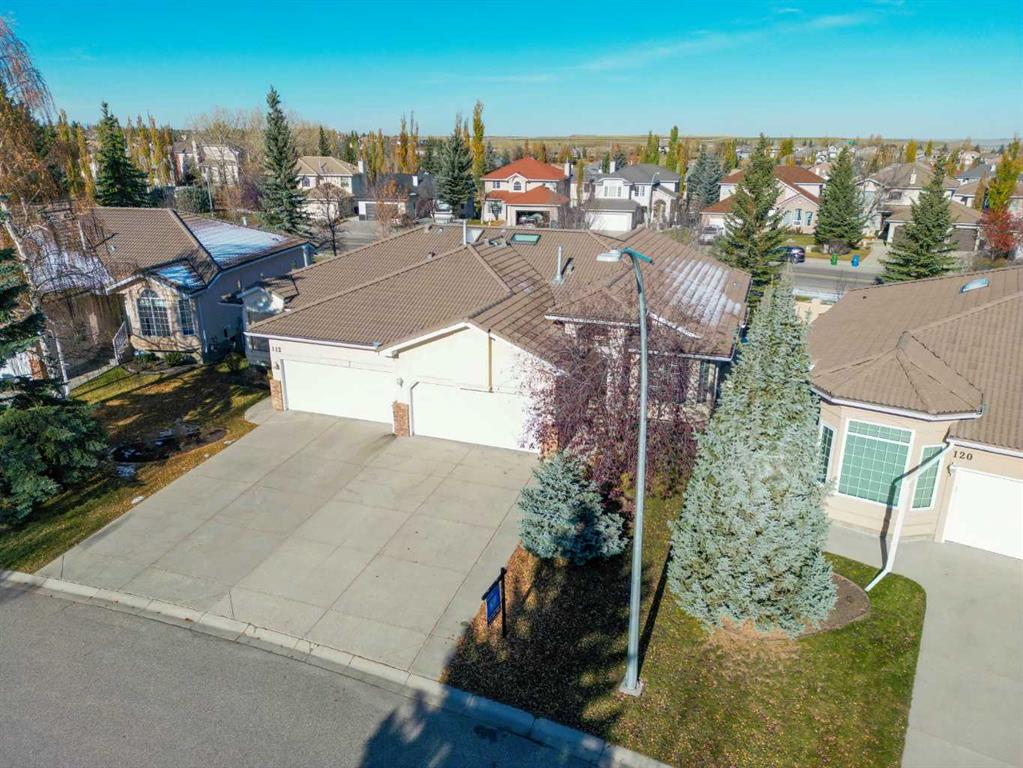 Picture of 116 Hamptons Park NW, Calgary Real Estate Listing