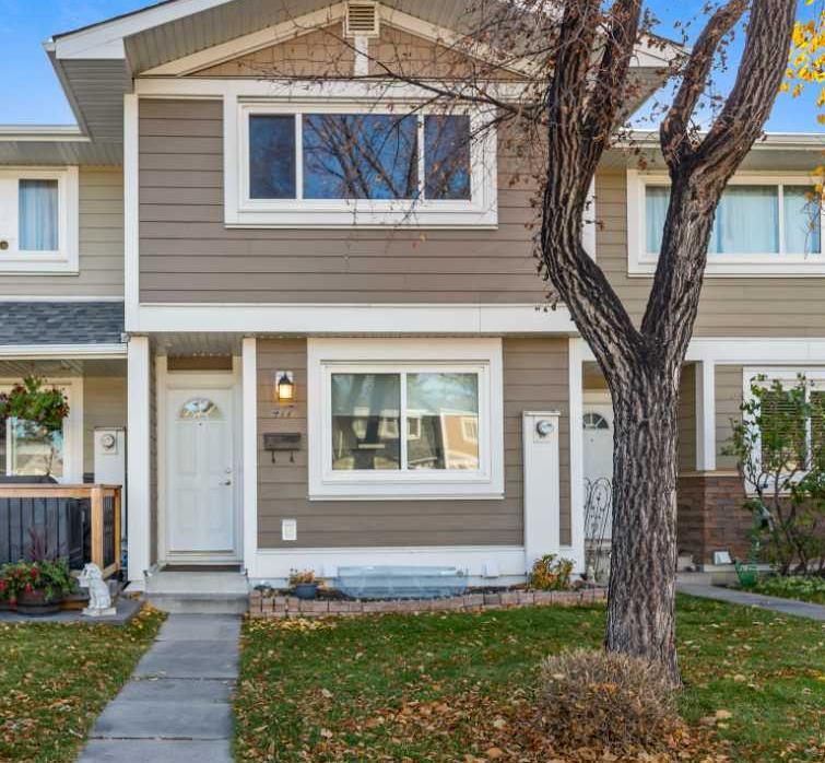 Picture of 417 Georgian Villas NE, Calgary Real Estate Listing