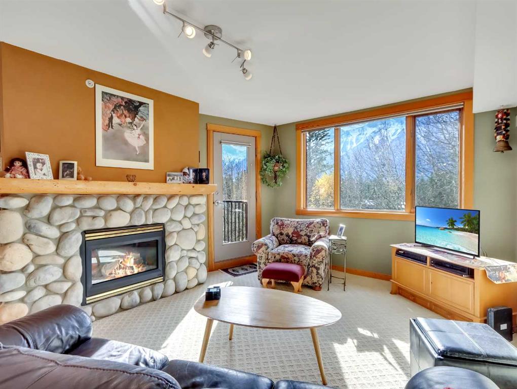 Picture of 404, 743 Railway Avenue , Canmore Real Estate Listing