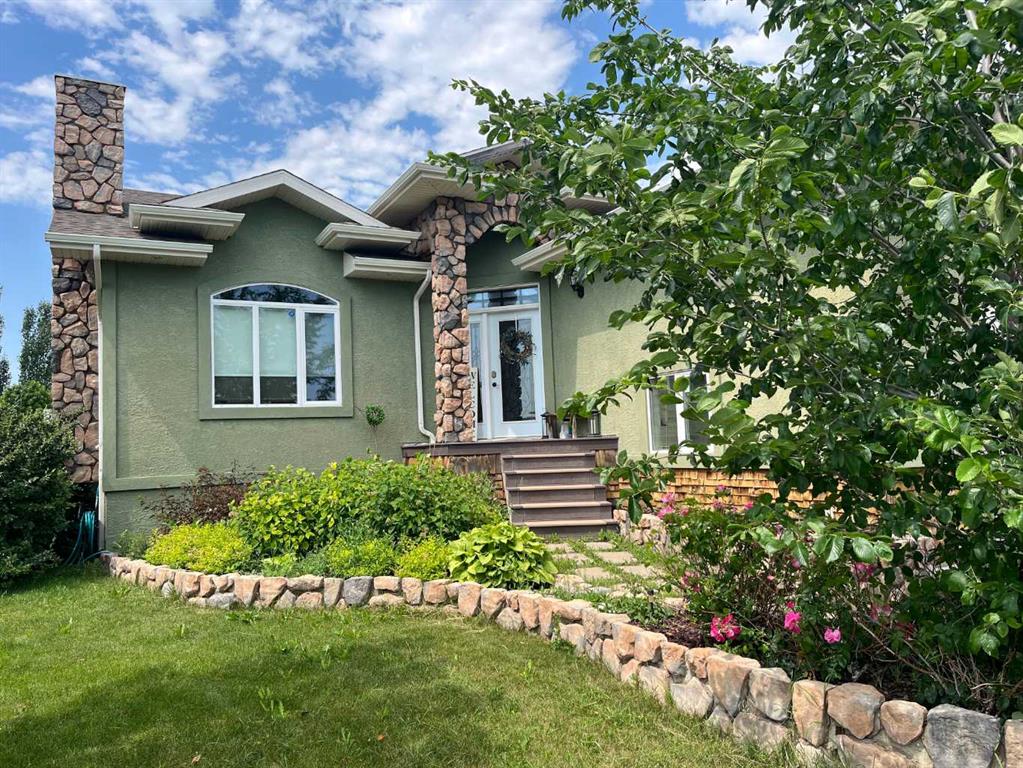 Picture of 818 29 Street , Wainwright Real Estate Listing