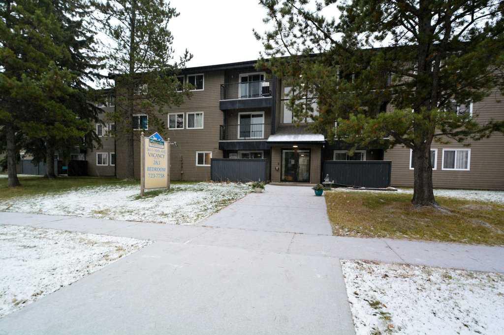 Picture of 206A, 5611 10th Avenue , Edson Real Estate Listing