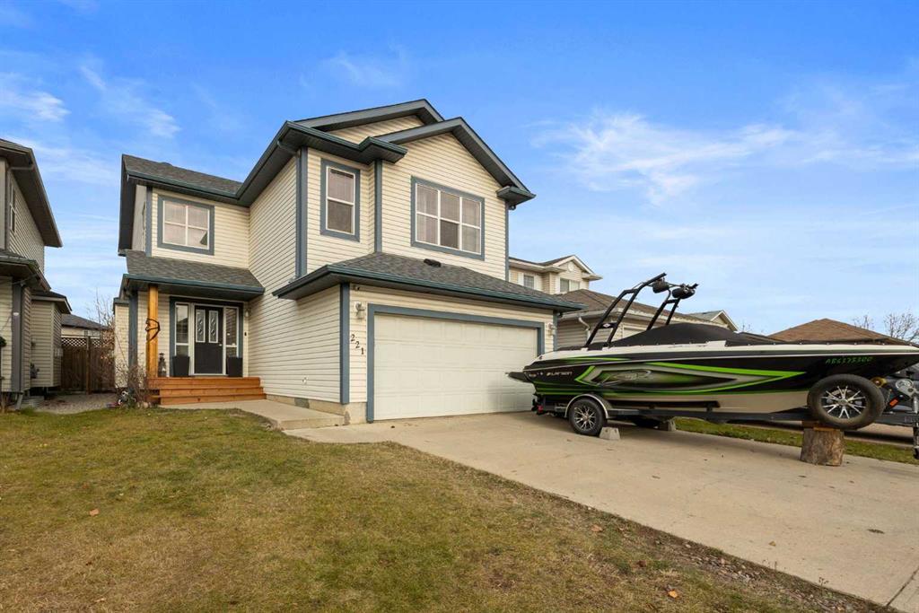 Picture of 221 Parry Crescent , Fort McMurray Real Estate Listing