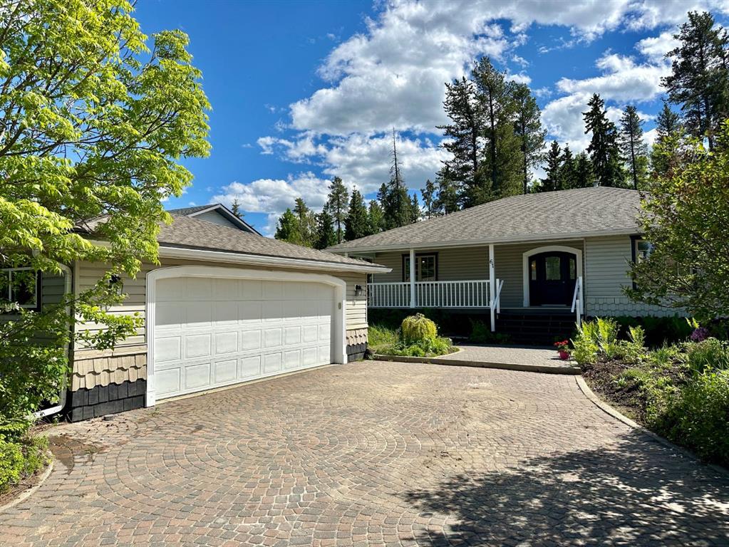 Picture of 61 Park Drive , Whitecourt Real Estate Listing