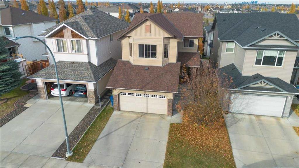 Picture of 103 Everoak Green SW, Calgary Real Estate Listing