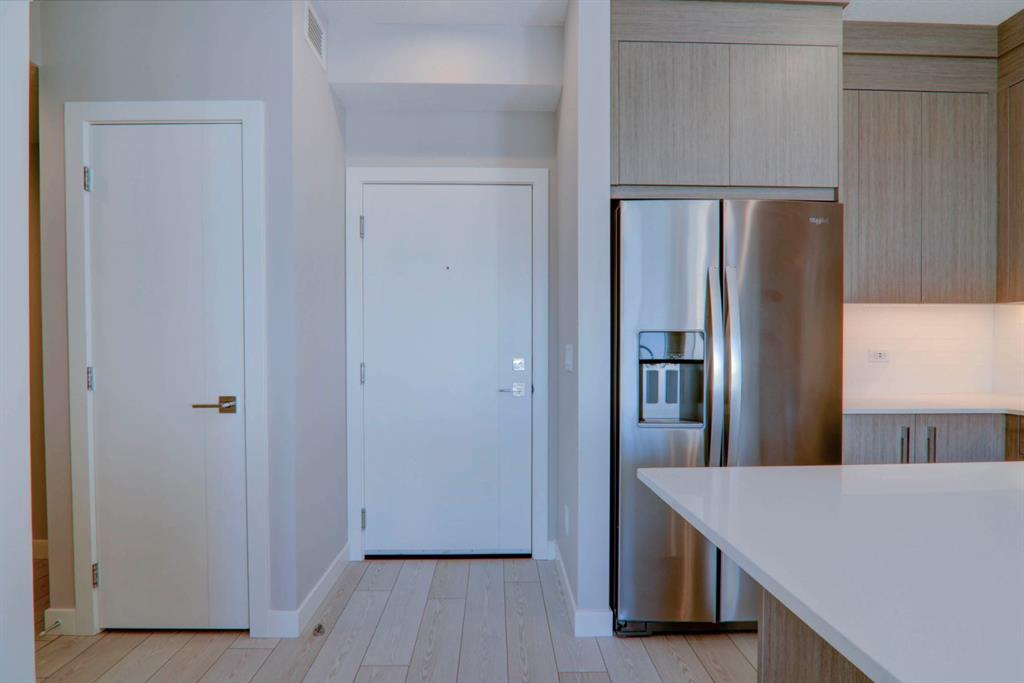 Picture of 2419, 395 Skyview Parkway NE, Calgary Real Estate Listing