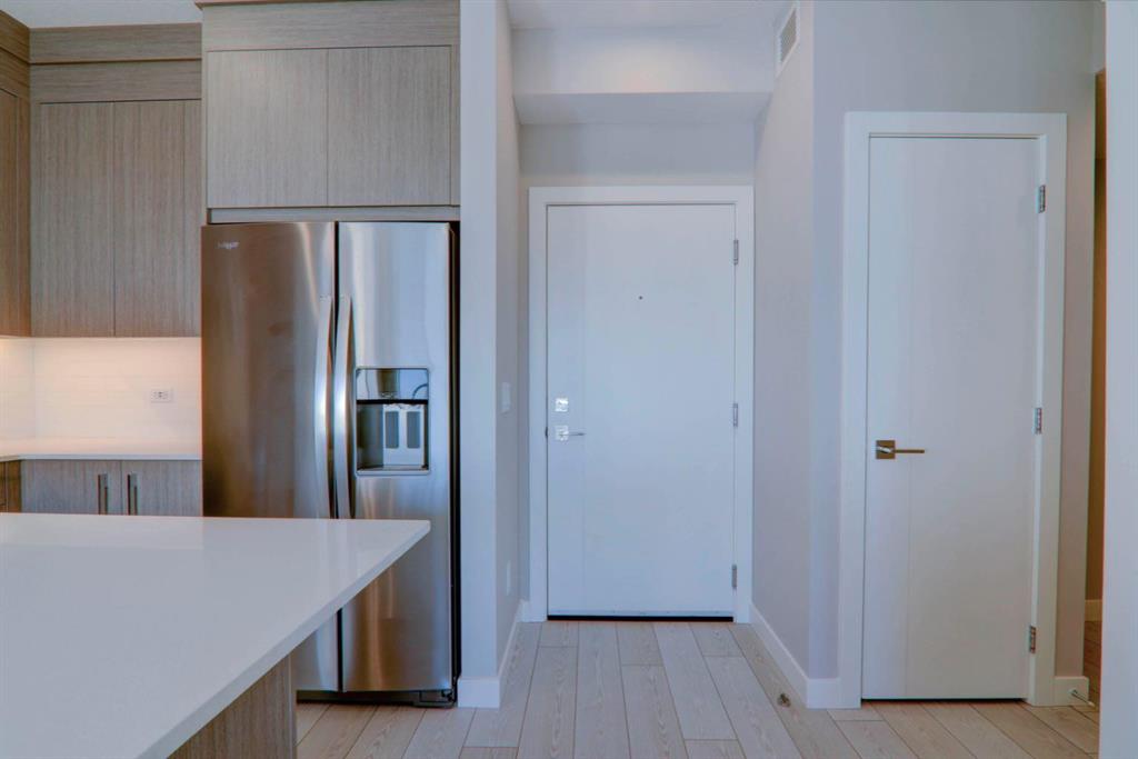 Picture of 2410, 395 Skyview Parkway NE, Calgary Real Estate Listing