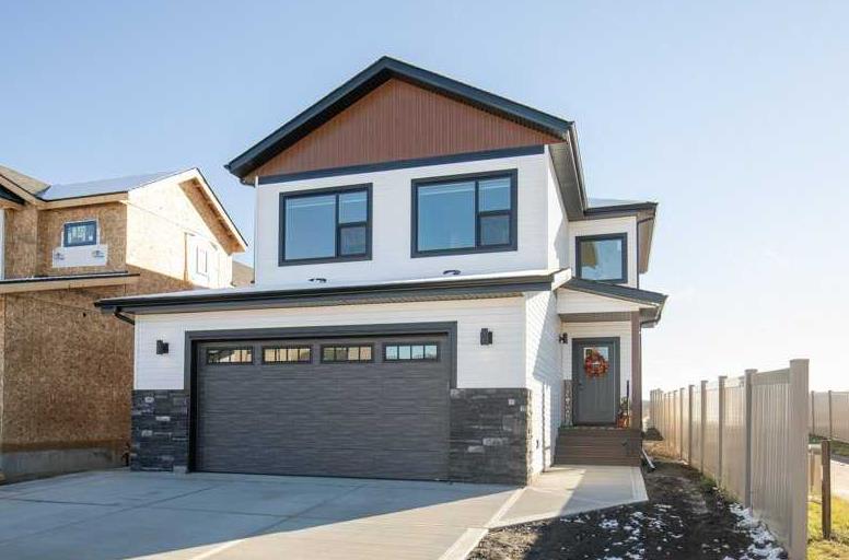 Picture of 16 Ian Way , Sylvan Lake Real Estate Listing