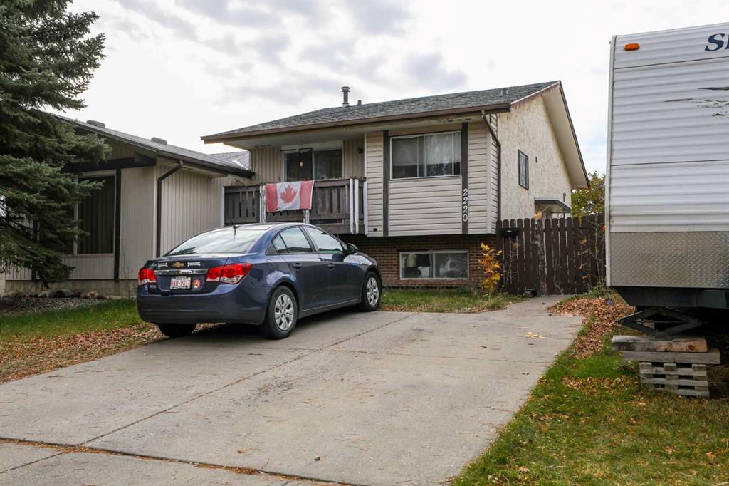 Picture of 2220 23 Avenue N, Lethbridge Real Estate Listing