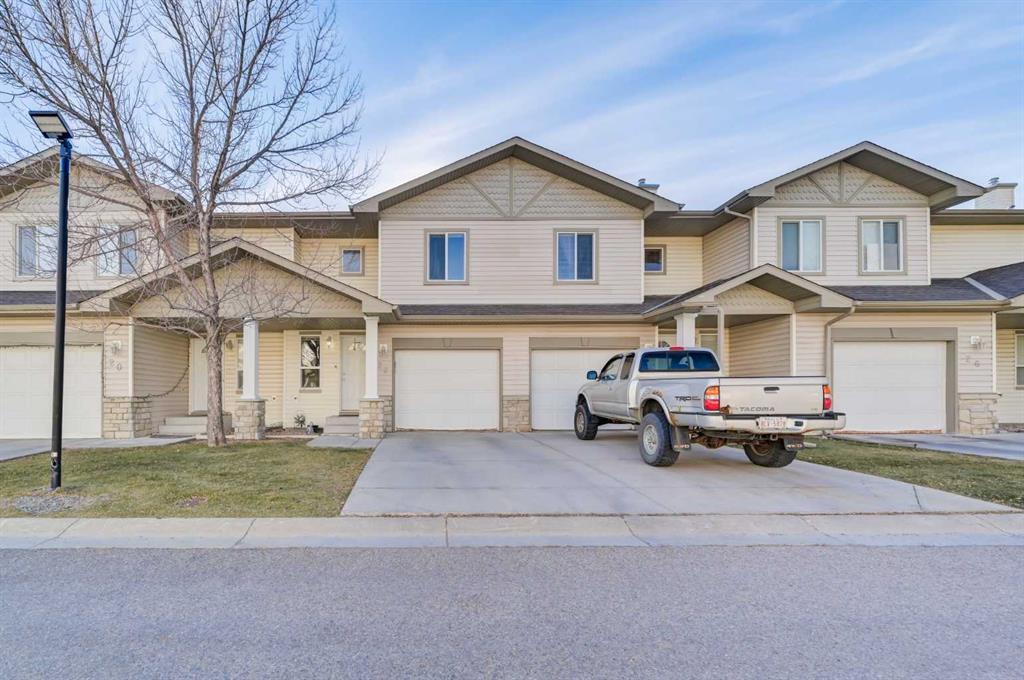 Picture of 22 Citadel Meadow Gardens NW, Calgary Real Estate Listing