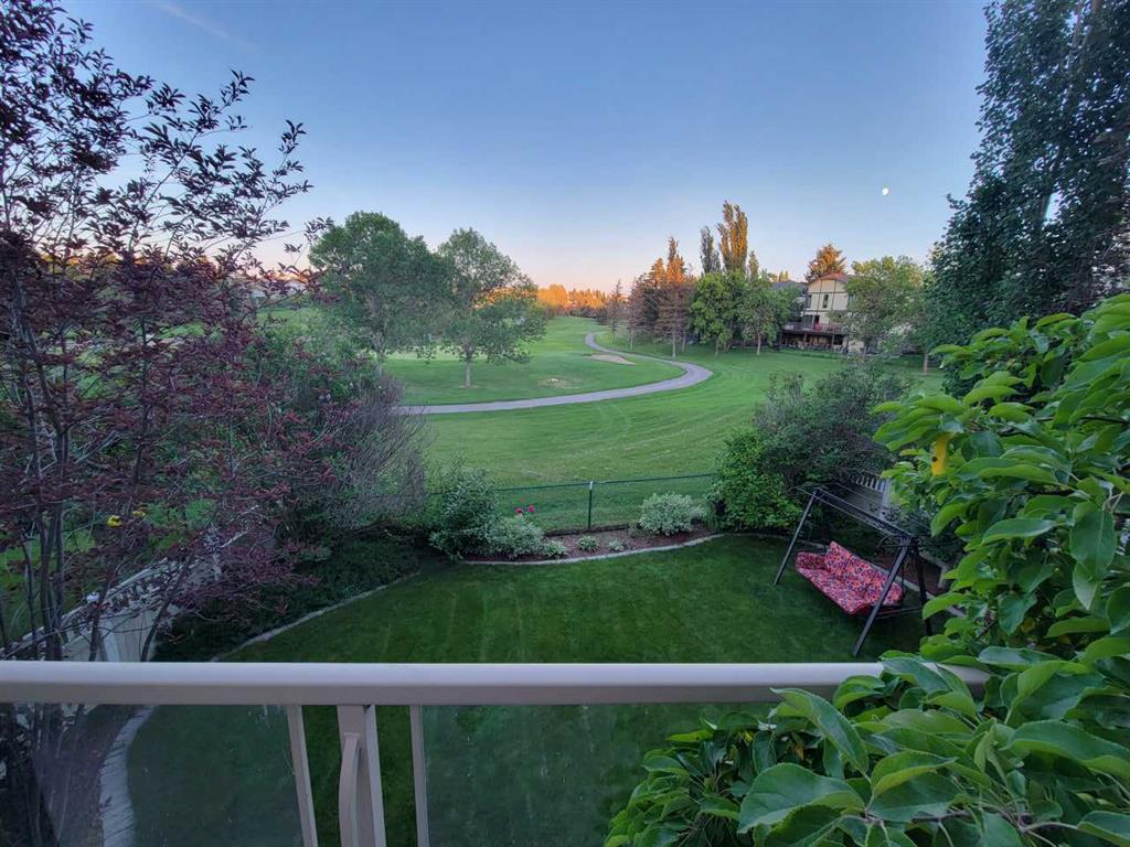 Picture of 132 Douglas Woods Drive SE, Calgary Real Estate Listing