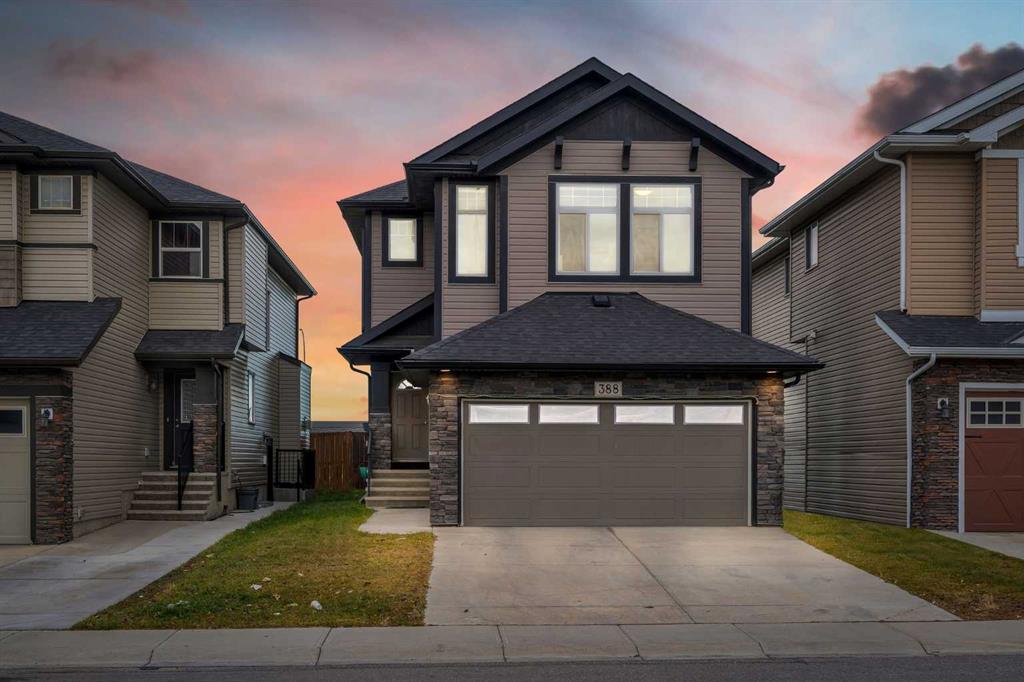 Picture of 388 Skyview Shores Manor NE, Calgary Real Estate Listing