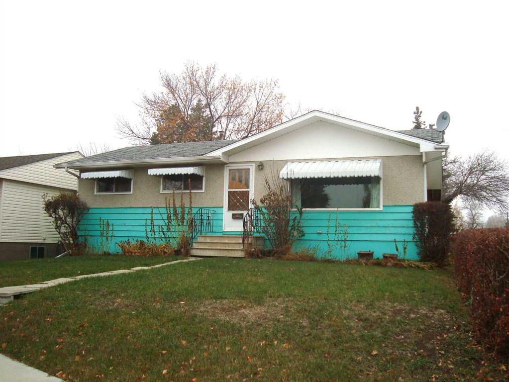 Picture of 219 Poplar Avenue , Trochu Real Estate Listing