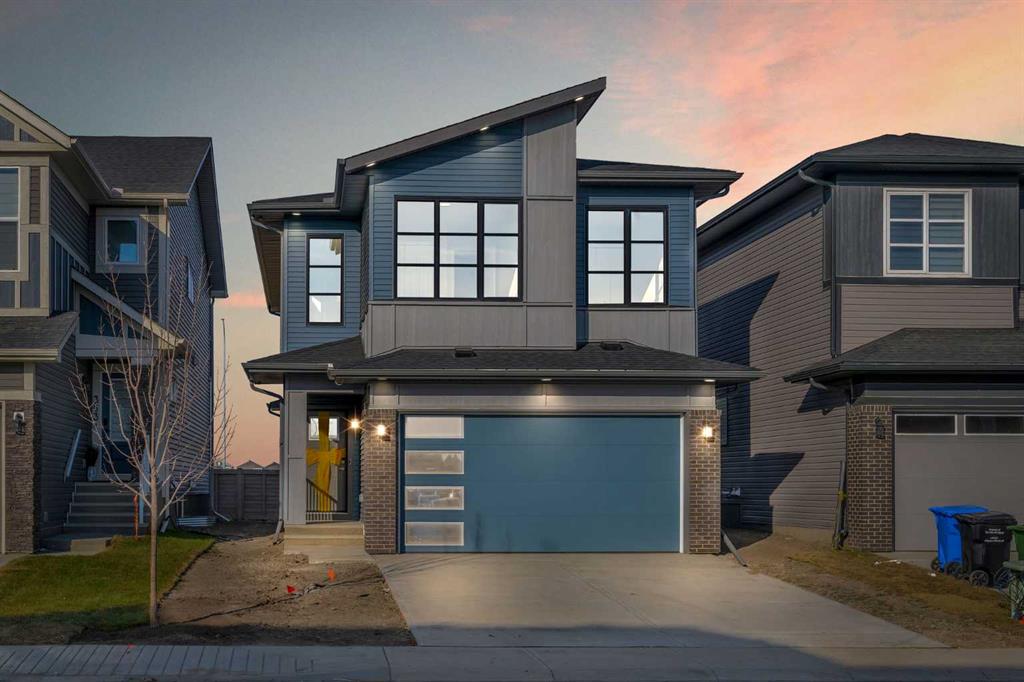 Picture of 367 Savanna Way  NE, Calgary Real Estate Listing