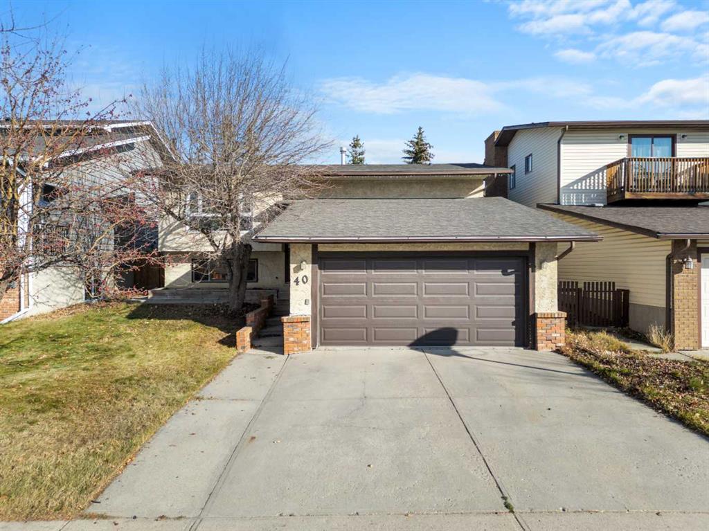 Picture of 40 Hawkwood Road NW, Calgary Real Estate Listing