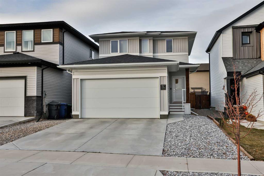 Picture of 887 Miners Boulevard W, Lethbridge Real Estate Listing