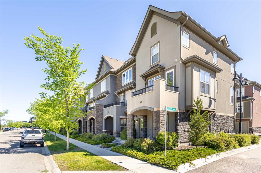 Picture of 446 Quarry Way SE, Calgary Real Estate Listing