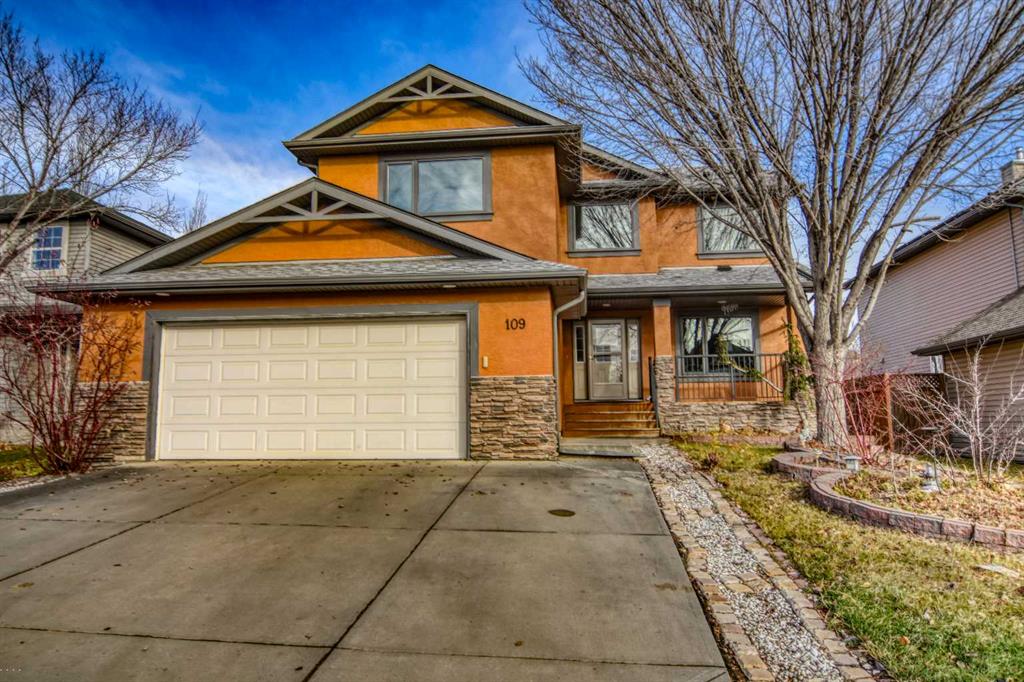 Picture of 109 West Lakeview Drive , Chestermere Real Estate Listing