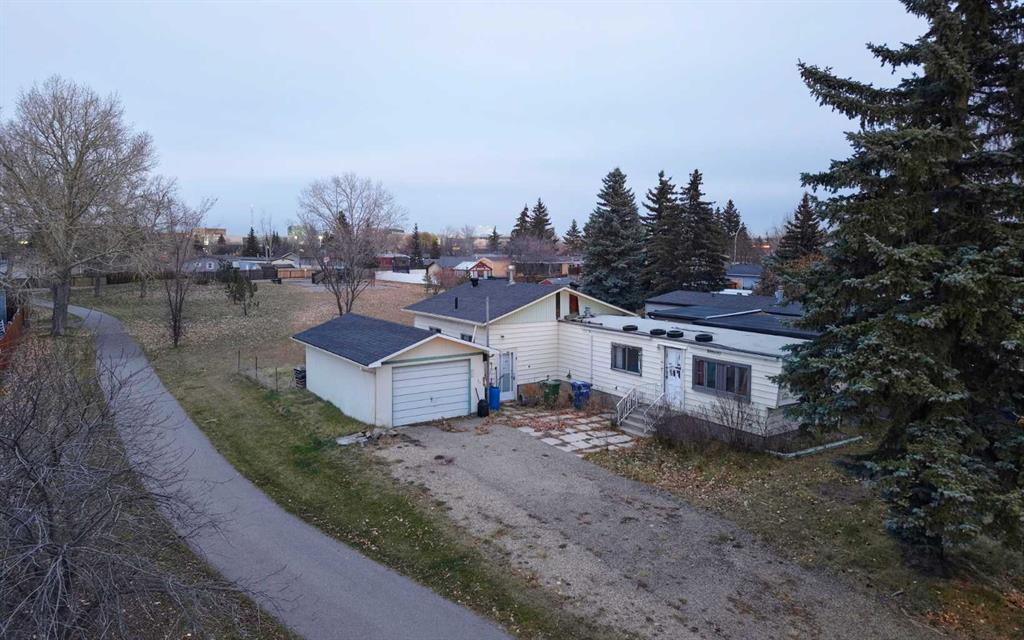 Picture of 237 Big Hill Circle SE, Airdrie Real Estate Listing