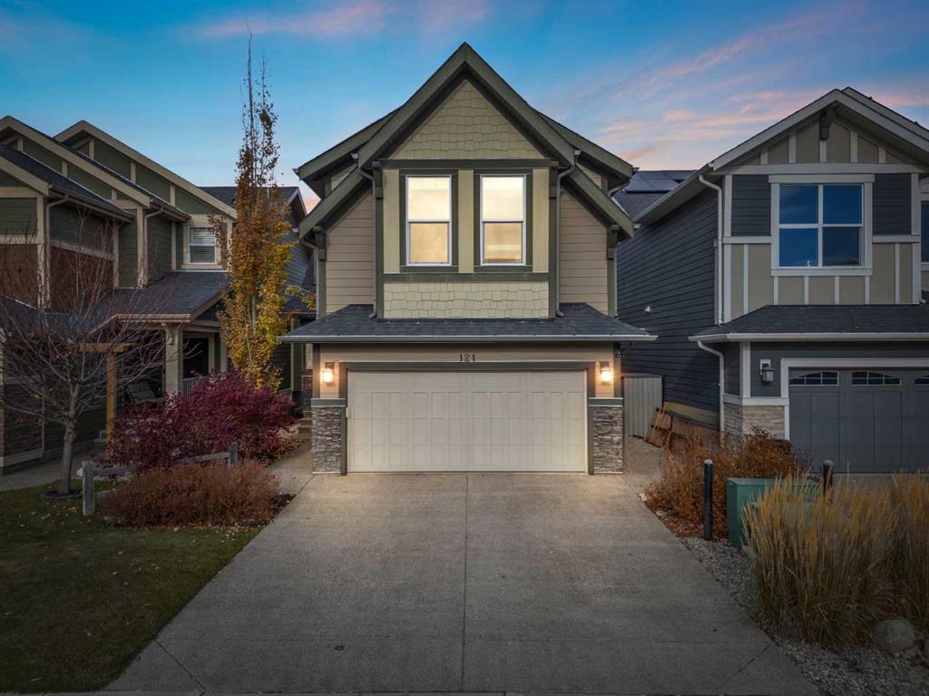 Picture of 121 Sundown Grove , Cochrane Real Estate Listing