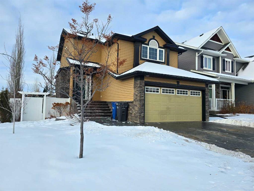 Picture of 2 Grove Close , Red Deer Real Estate Listing