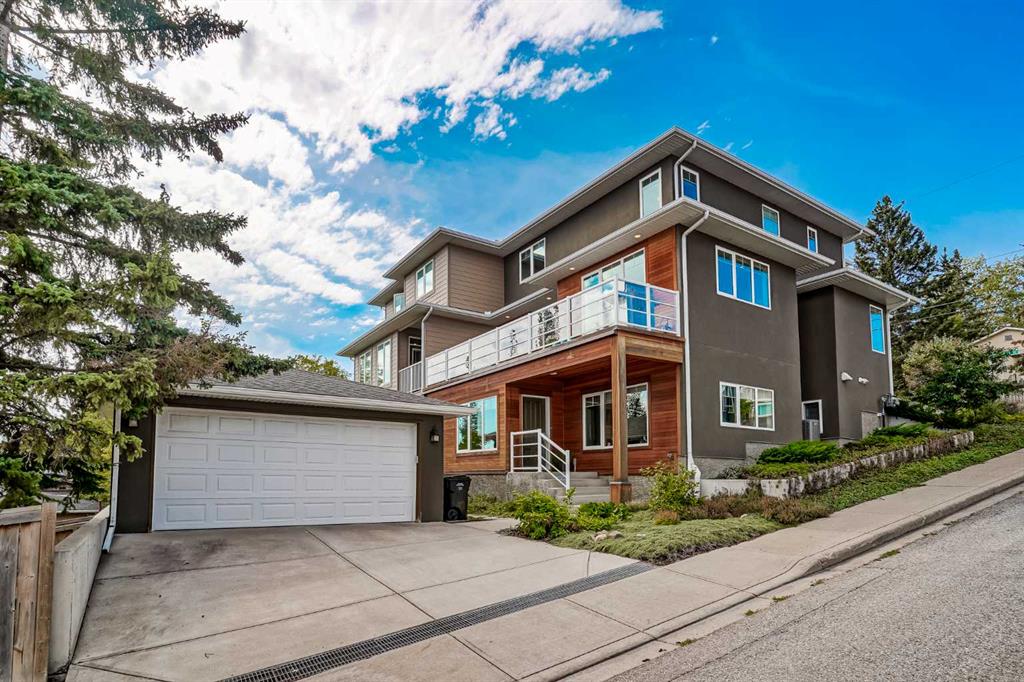 Picture of 3830 Centre A Street NE, Calgary Real Estate Listing