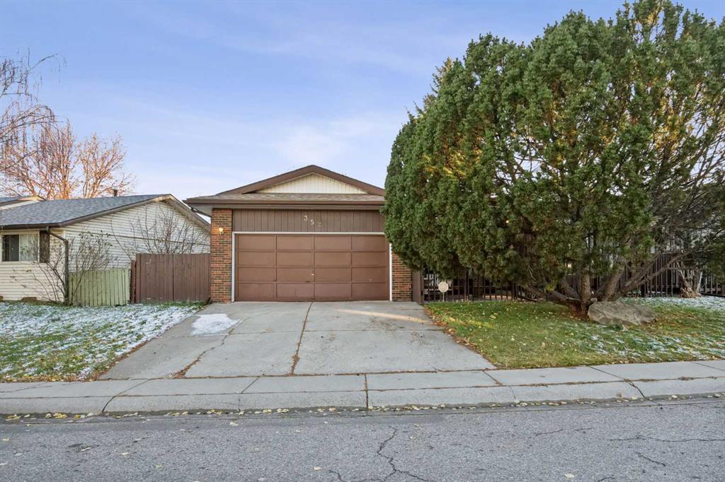 Picture of 352 Maddock Crescent NE, Calgary Real Estate Listing