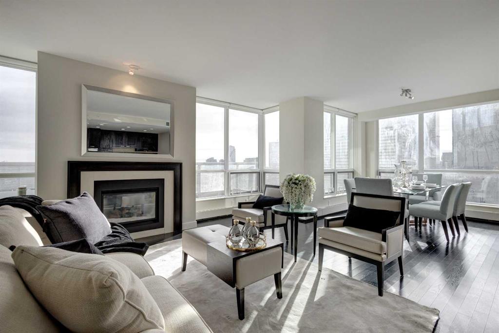 Picture of 2113, 222 Riverfront Avenue SW, Calgary Real Estate Listing