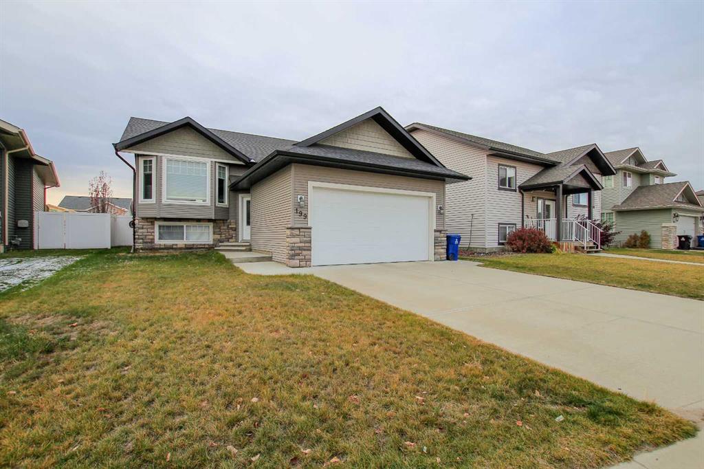 Picture of 199 Cedar Square , Blackfalds Real Estate Listing