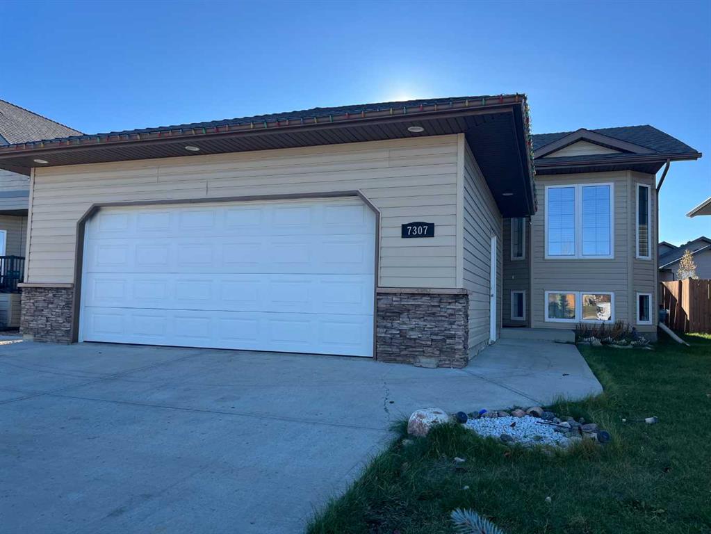 Picture of 7307 40 Street , Lloydminster Real Estate Listing