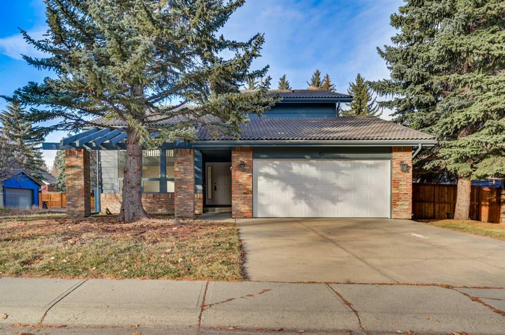 Picture of 64 Oakmount Way SW, Calgary Real Estate Listing