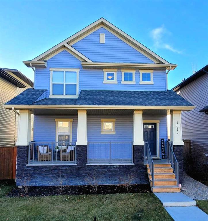 Picture of 1817 Baywater Gardens SW, Airdrie Real Estate Listing