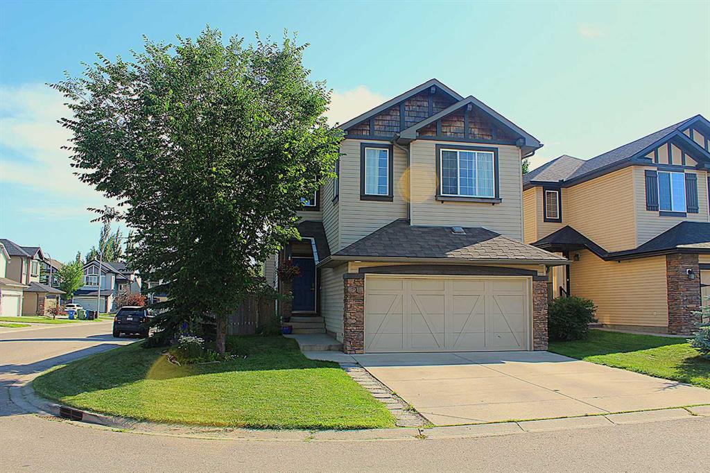 Picture of 146 New Brighton Close SE, Calgary Real Estate Listing