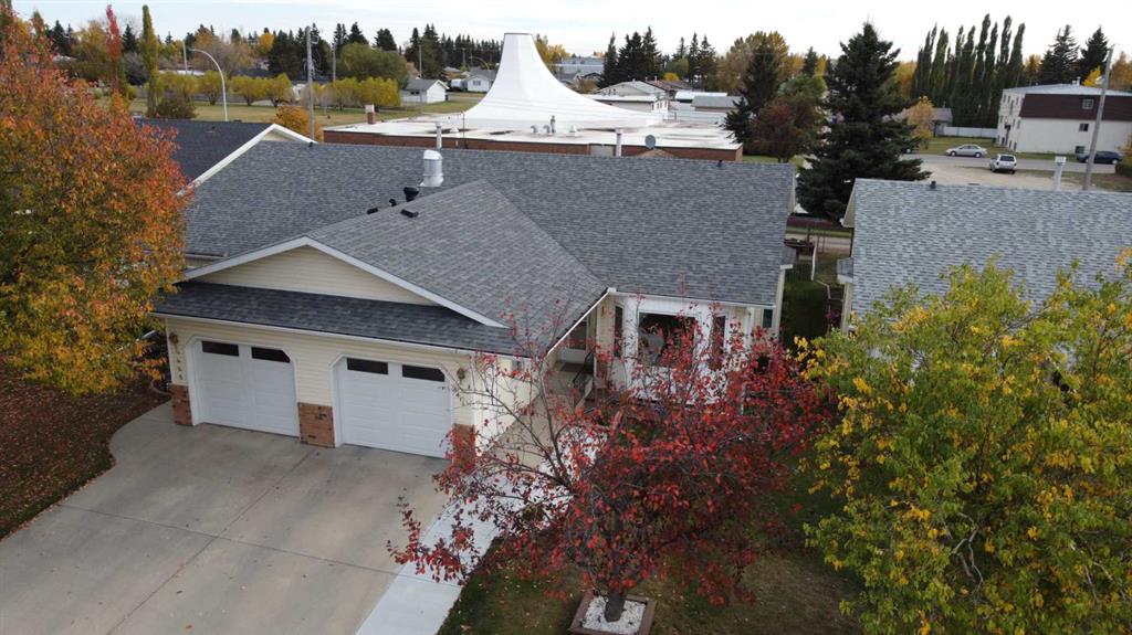 Picture of 5411 Silverthorn Road , Olds Real Estate Listing