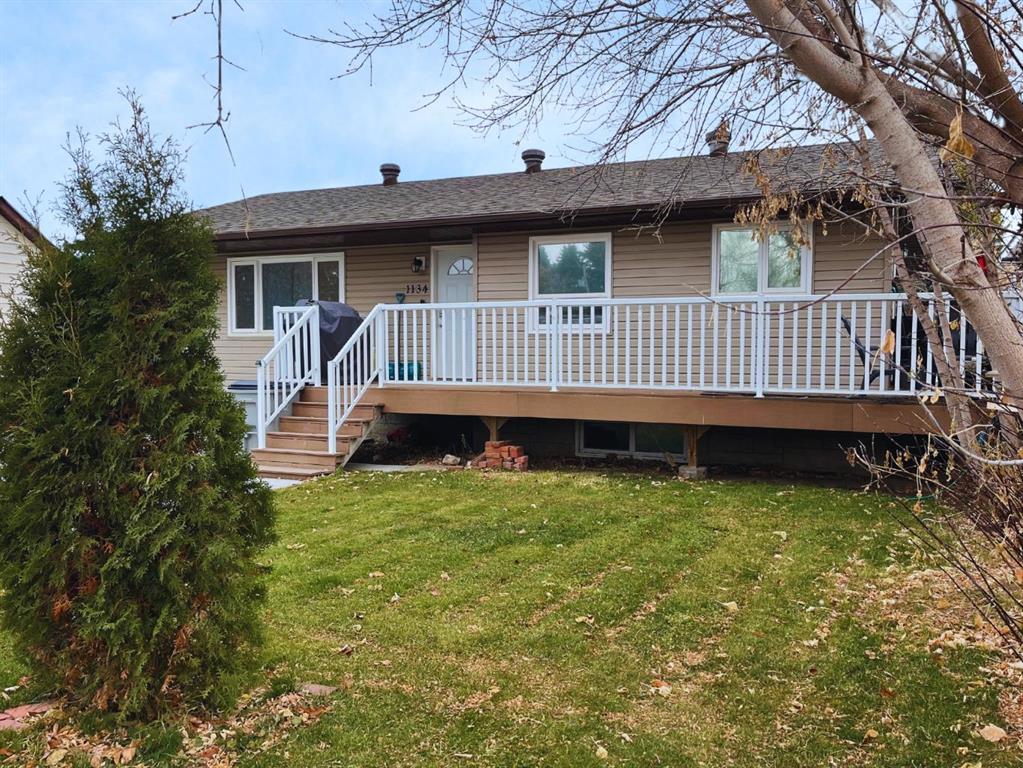 Picture of 1134 6 Avenue , Wainwright Real Estate Listing