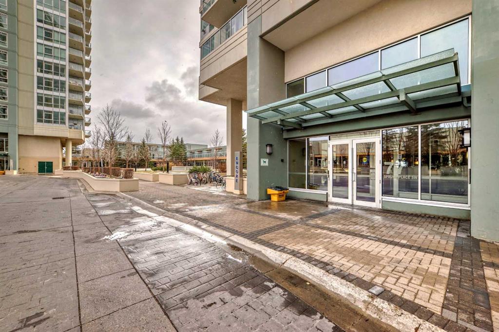 Picture of 1706, 77 Spruce Place SW, Calgary Real Estate Listing