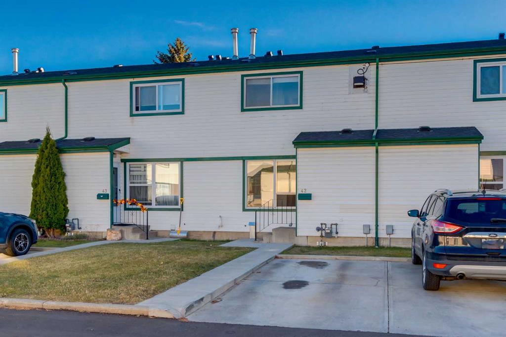 Picture of 42, 100 Pennsylvania Road SE, Calgary Real Estate Listing