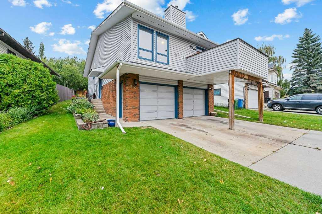 Picture of 52 Hawkcliff Way NW, Calgary Real Estate Listing