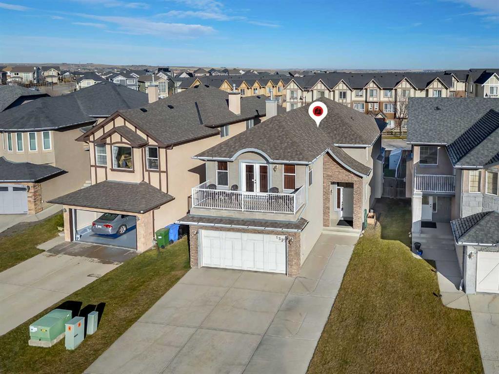 Picture of 157 Sherwood Circle NW, Calgary Real Estate Listing