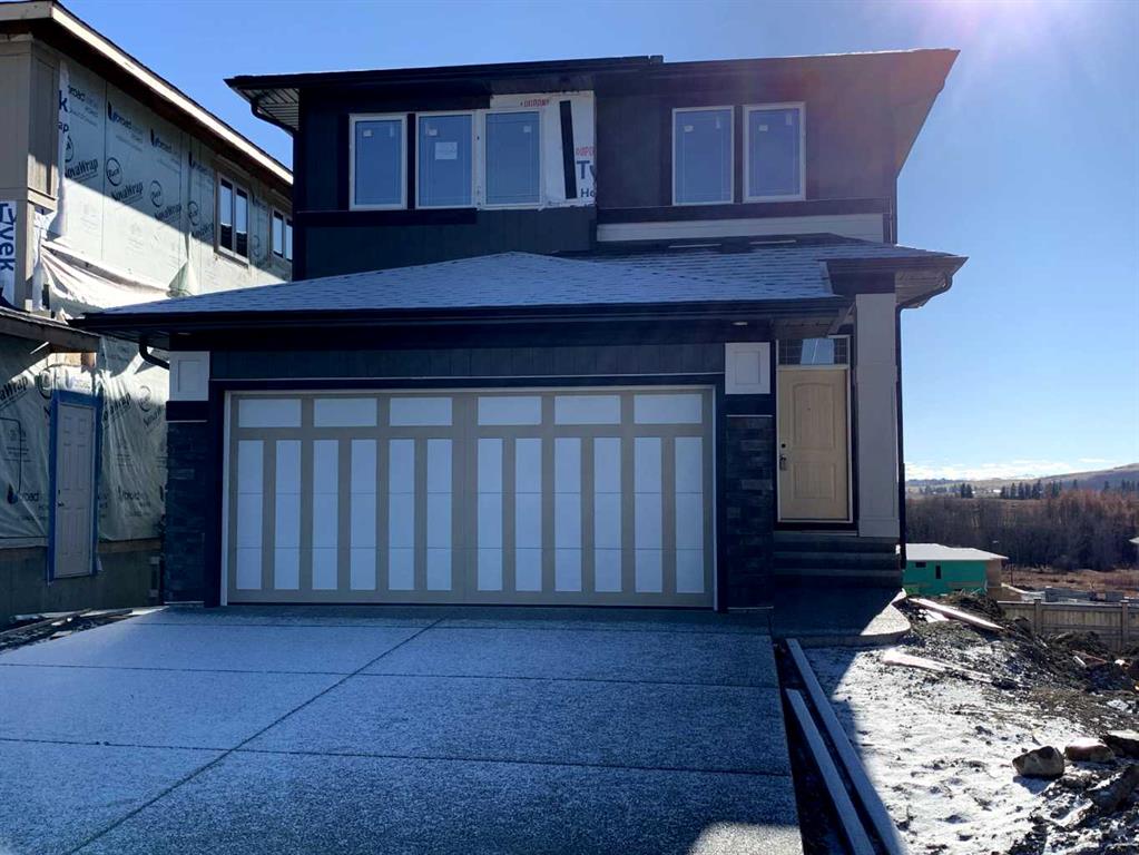 Picture of 323 Creekstone Hill SW, Calgary Real Estate Listing