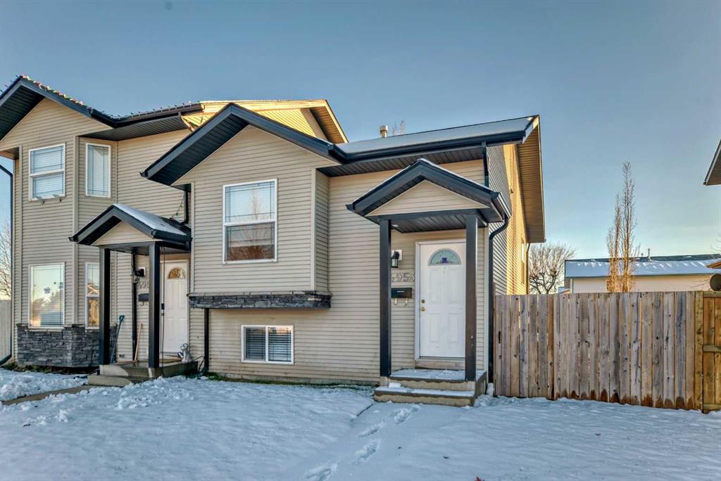 Picture of 4953 Westbrooke Road , Blackfalds Real Estate Listing