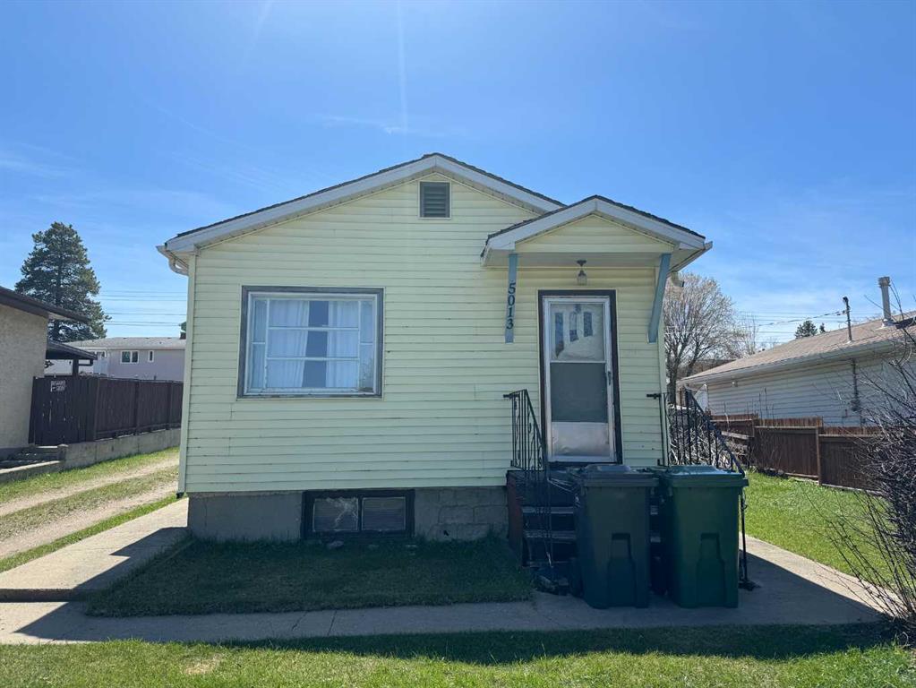 Picture of 5013 44 Avenue , Ponoka Real Estate Listing