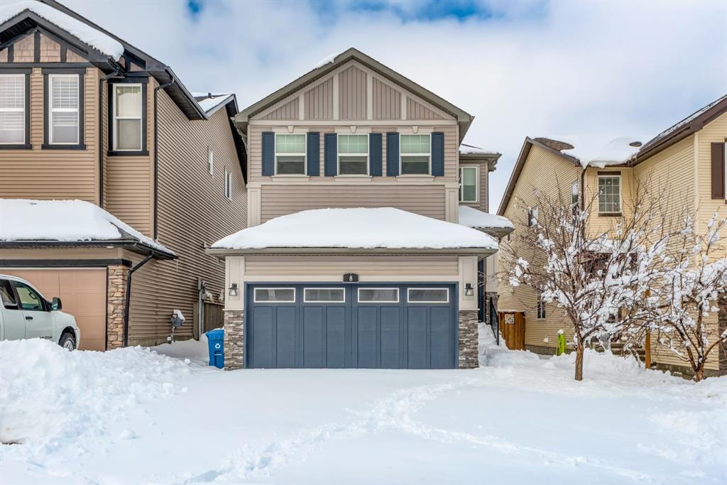 Picture of 8 Sage Valley Close NW, Calgary Real Estate Listing