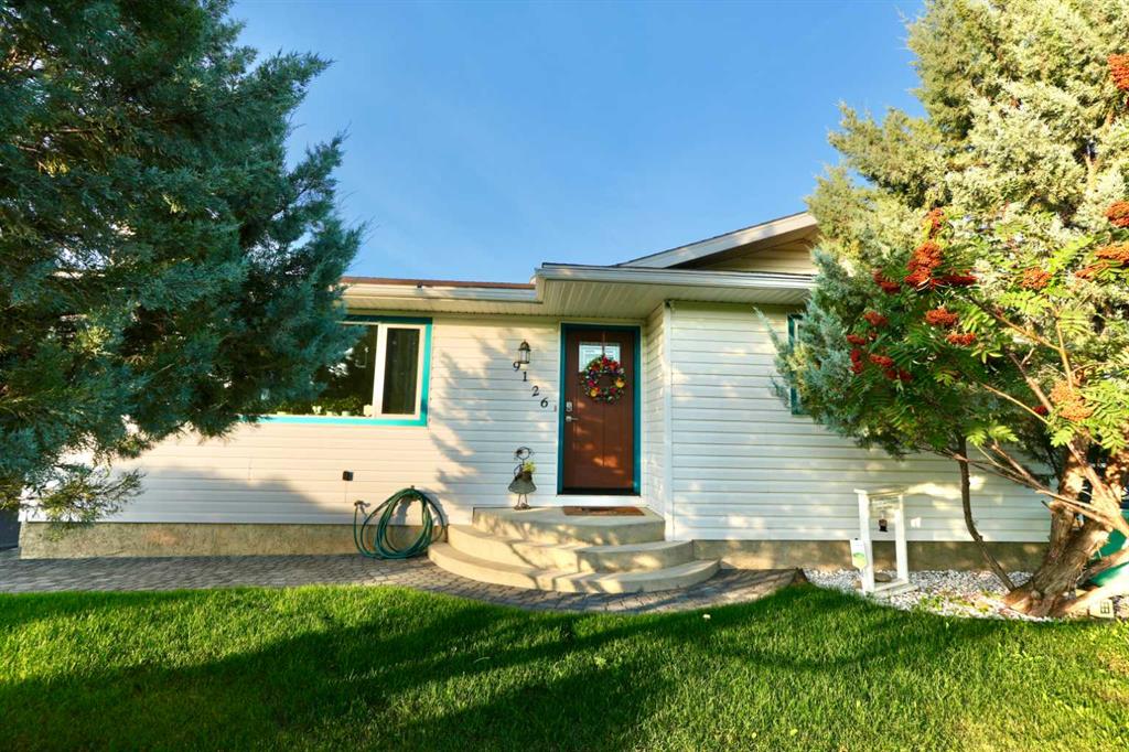 Picture of 9126 128 Avenue , Peace River Real Estate Listing